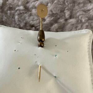 Gold Brooch with Star Design